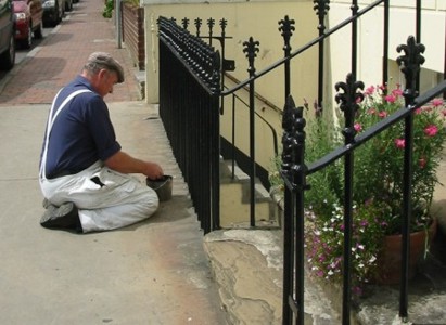 Cast iron railing at No. 14 York Road, Royal Tunbridge Wells