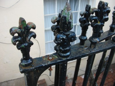 Cast iron railing at No. 8 York Road, Royal Tunbridge Wells