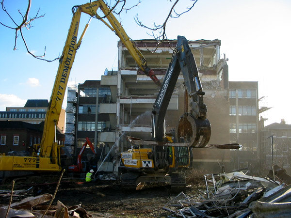 cala homes - wooldridge demolition - dust control