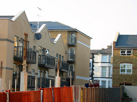 CALA Homes - Norfolk Mews (Block C) and Norfolk Villas (Block B) - August 2004