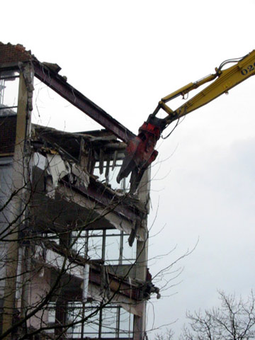cala homes - wooldridge demolition - dust control