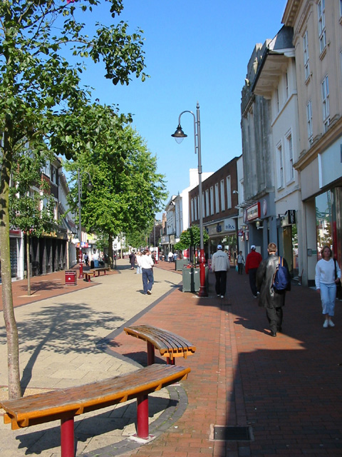 Calverley Road / Pedestrian Area